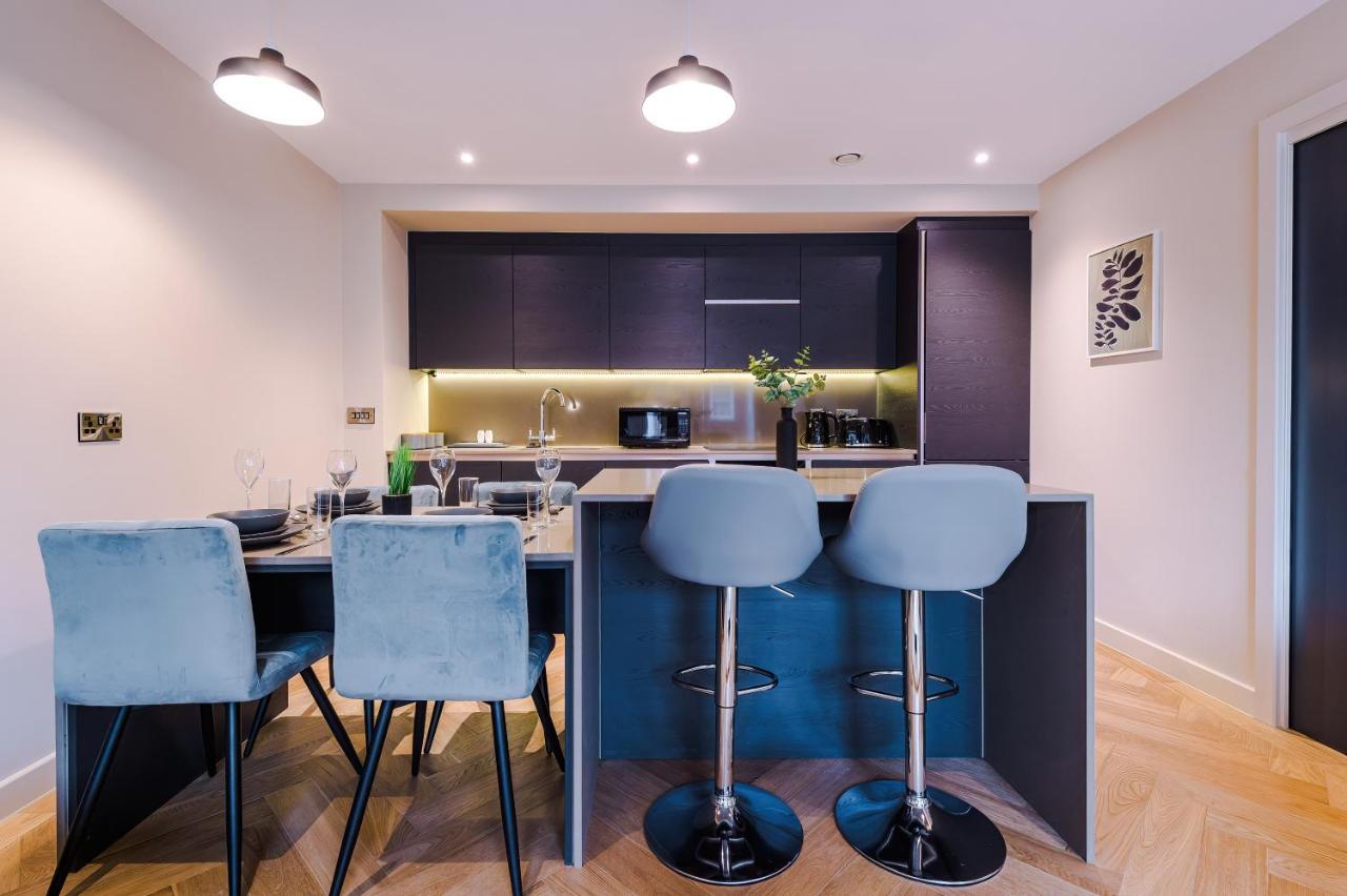 Stunning Central Abode Apartment *
