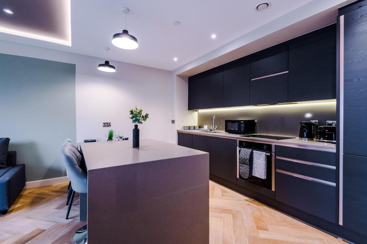 Stunning Central Abode Apartment